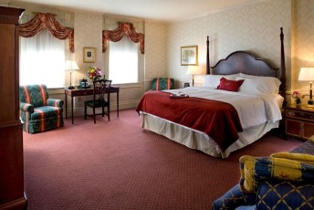 This King Bed room  with attached bath is similar to our room. Image: General Morgan Inn Facebook Page